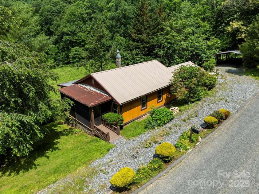 139 Ivy Ridge Church Road, Mars Hill, NC 28754.  MLS# CAR4266657, YatesRealty ID 21849. 