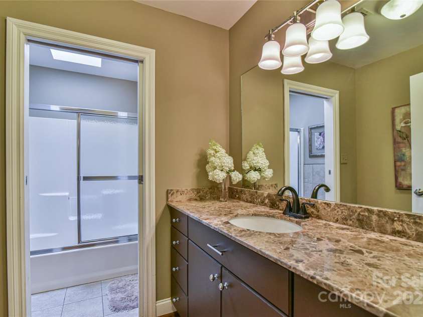 409 North Fork Road, Black Mountain, NC 28711.  MLS# CAR4284708, YatesRealty ID 2185. 