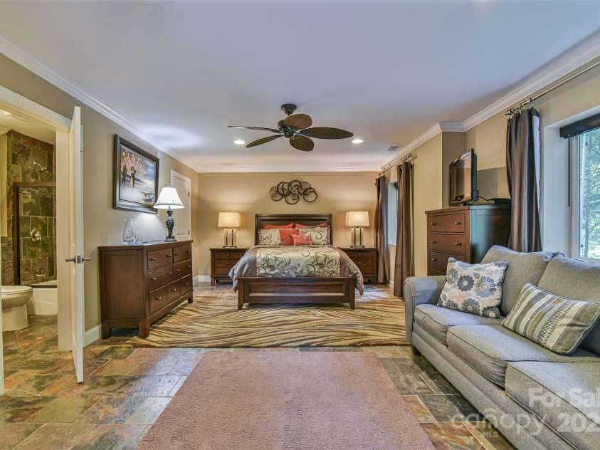 409 North Fork Road, Black Mountain, NC 28711.  MLS# CAR4284708, YatesRealty ID 2185. 