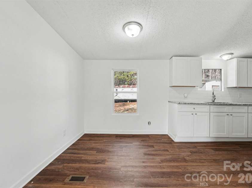 6423 Helens Way, Denver, NC 28037.  MLS# CAR4345966, YatesRealty ID 2185. 