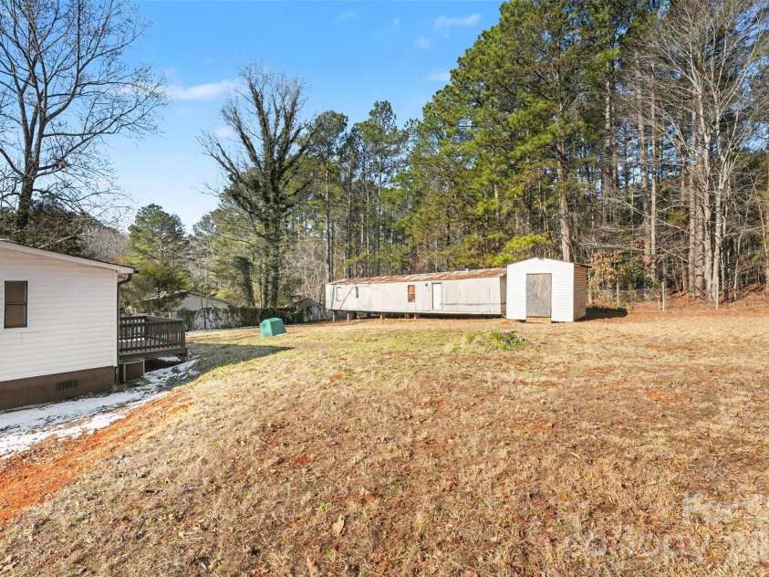 6423 Helens Way, Denver, NC 28037.  MLS# CAR4345966, YatesRealty ID 2185. 