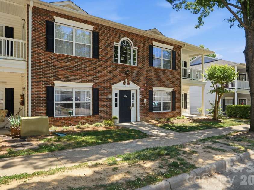 19762 Feriba Place, Cornelius, NC 28031.  MLS# CAR4378752, YatesRealty ID 21850. Building with 4 units