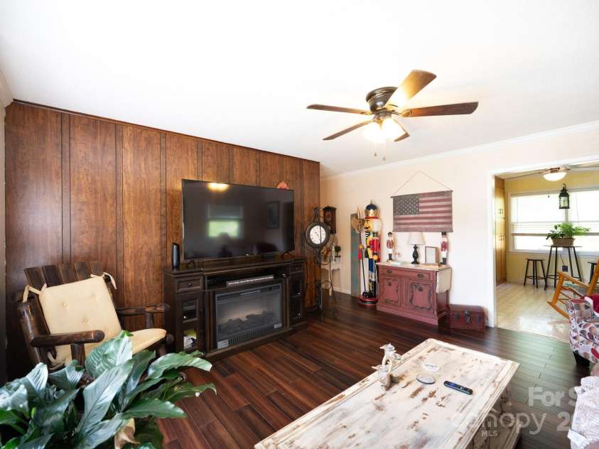 2734 Haas Lane, Lenoir, NC 28645.  MLS# CAR4248439, YatesRealty ID 21850. 