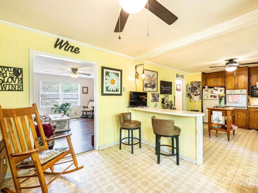 2734 Haas Lane, Lenoir, NC 28645.  MLS# CAR4248439, YatesRealty ID 21850. 