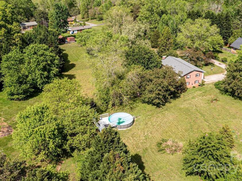 2734 Haas Lane, Lenoir, NC 28645.  MLS# CAR4248439, YatesRealty ID 21850. 
