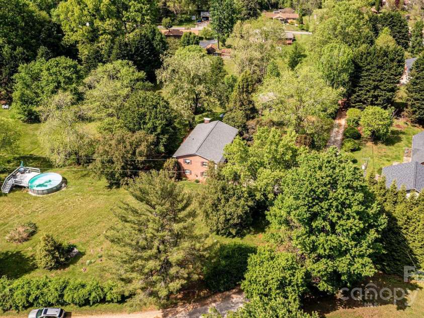 2734 Haas Lane, Lenoir, NC 28645.  MLS# CAR4248439, YatesRealty ID 21850. 