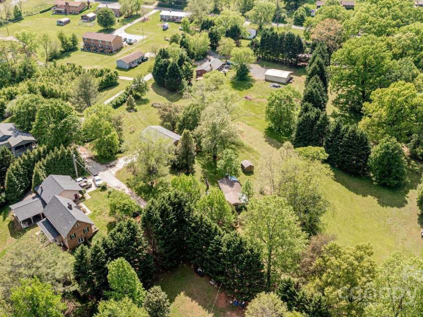 2734 Haas Lane, Lenoir, NC 28645.  MLS# CAR4248439, YatesRealty ID 21850. 