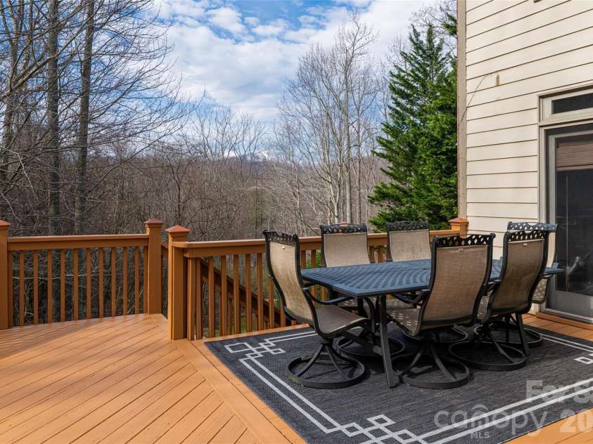 39 Windover Drive, Asheville, NC 28803.  MLS# CAR4352682, YatesRealty ID 21851. Back porch