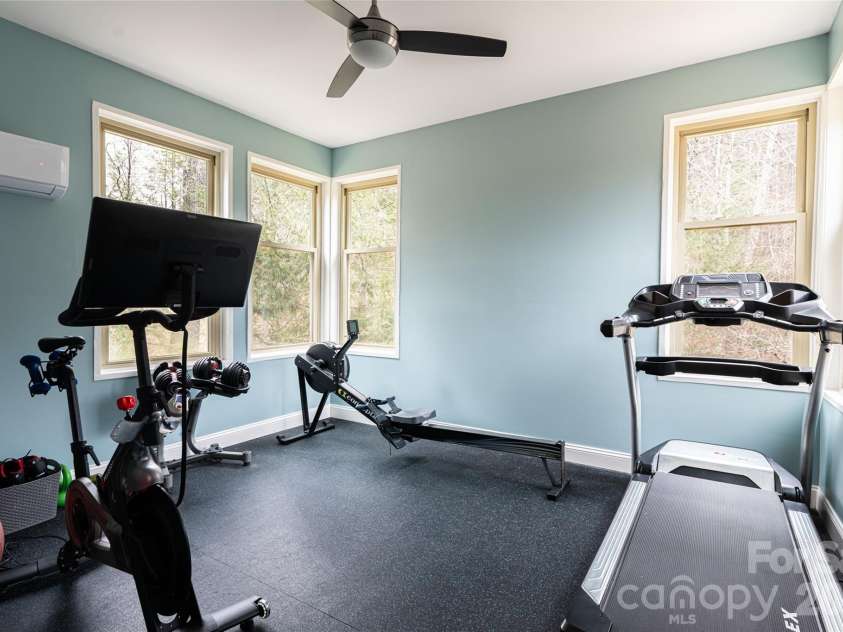 39 Windover Drive, Asheville, NC 28803.  MLS# CAR4352682, YatesRealty ID 21851. Exercise/all-seasons room off primary suite