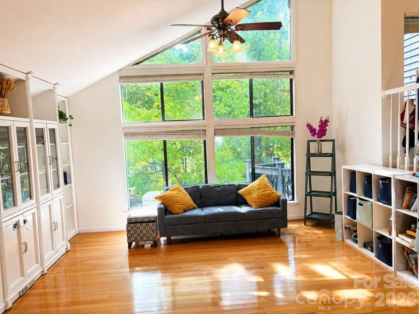 14522 Harbor Estate Road, Charlotte, NC 28278.  MLS# CAR4382259, YatesRealty ID 21853. 