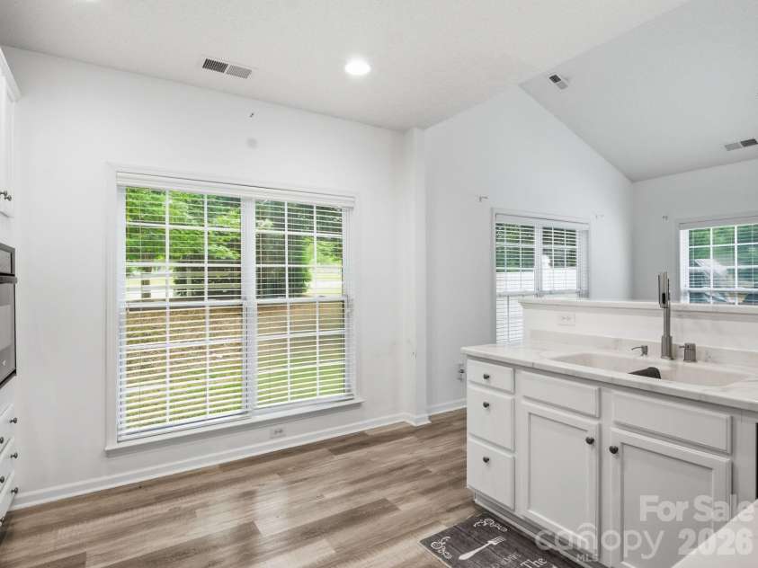1103 Ross Brook Trace, York, SC 29745.  MLS# CAR4378430, YatesRealty ID 21854. Kitchen