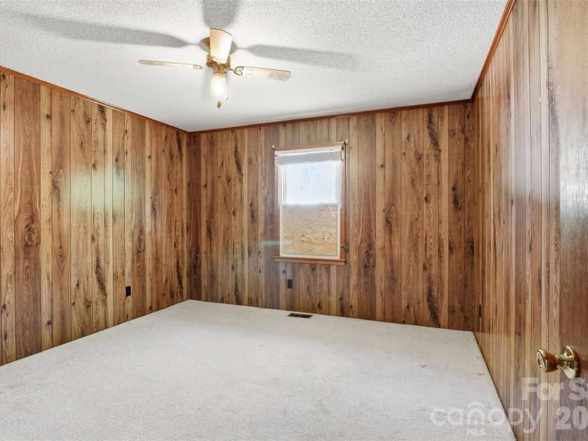 2068 Knight Road, Lancaster, SC 29720.  MLS# CAR4378905, YatesRealty ID 21855. 