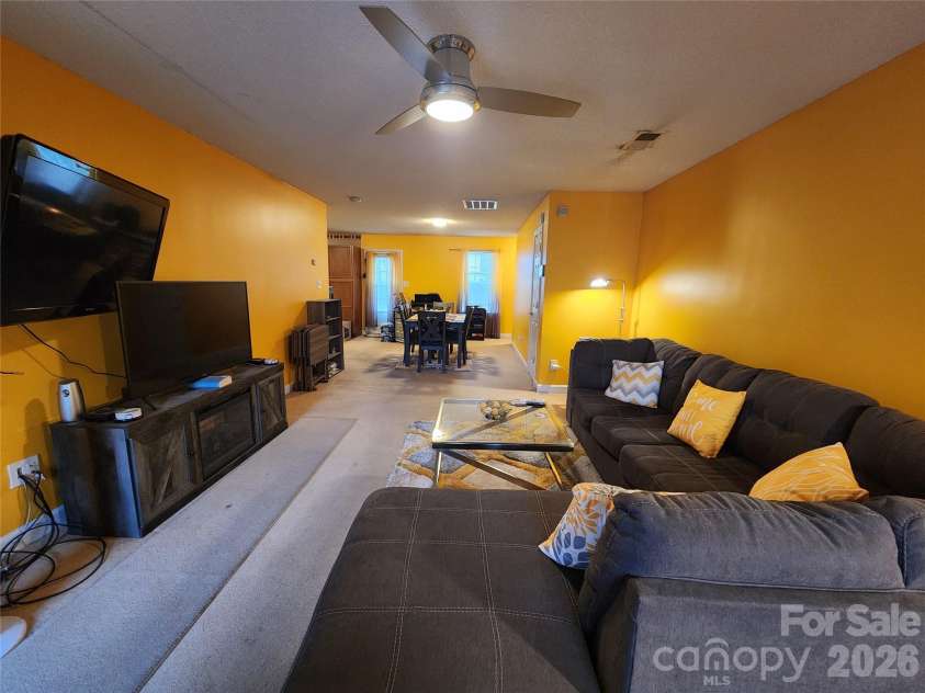 2013 Chadwell Court, Waxhaw, NC 28173.  MLS# CAR4379712, YatesRealty ID 21856. 