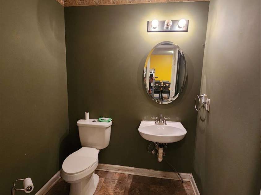 2013 Chadwell Court, Waxhaw, NC 28173.  MLS# CAR4379712, YatesRealty ID 21856. 