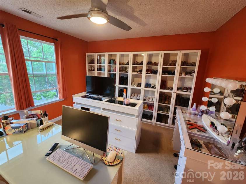 2013 Chadwell Court, Waxhaw, NC 28173.  MLS# CAR4379712, YatesRealty ID 21856. 