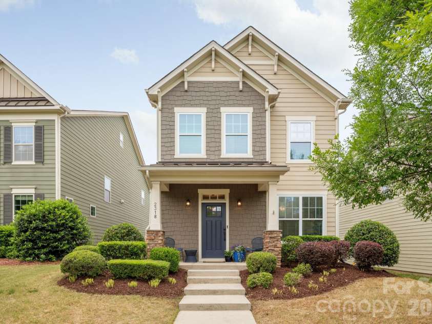 2318 Woodward Avenue, Charlotte, NC 28206.  MLS# CAR4371509, YatesRealty ID 21857. 