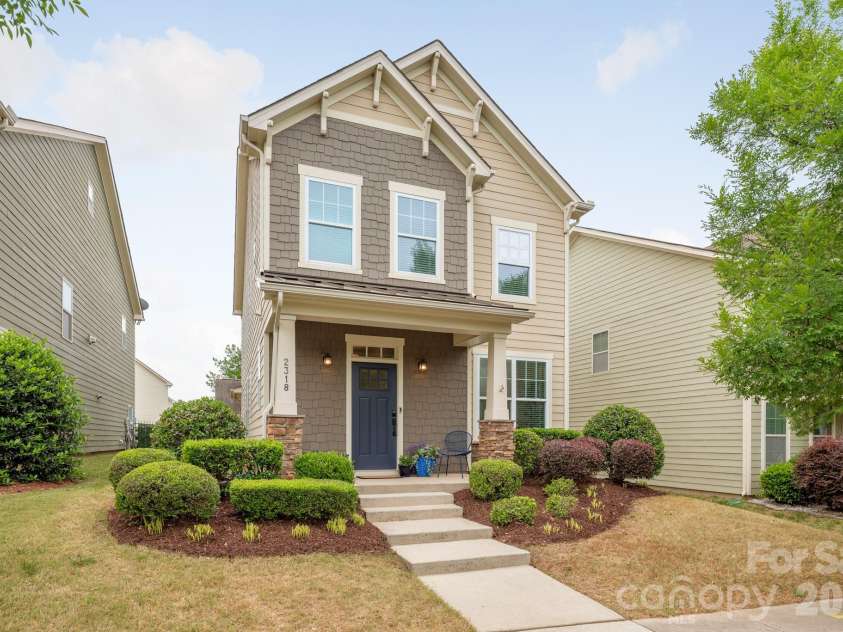2318 Woodward Avenue, Charlotte, NC 28206.  MLS# CAR4371509, YatesRealty ID 21857. 
