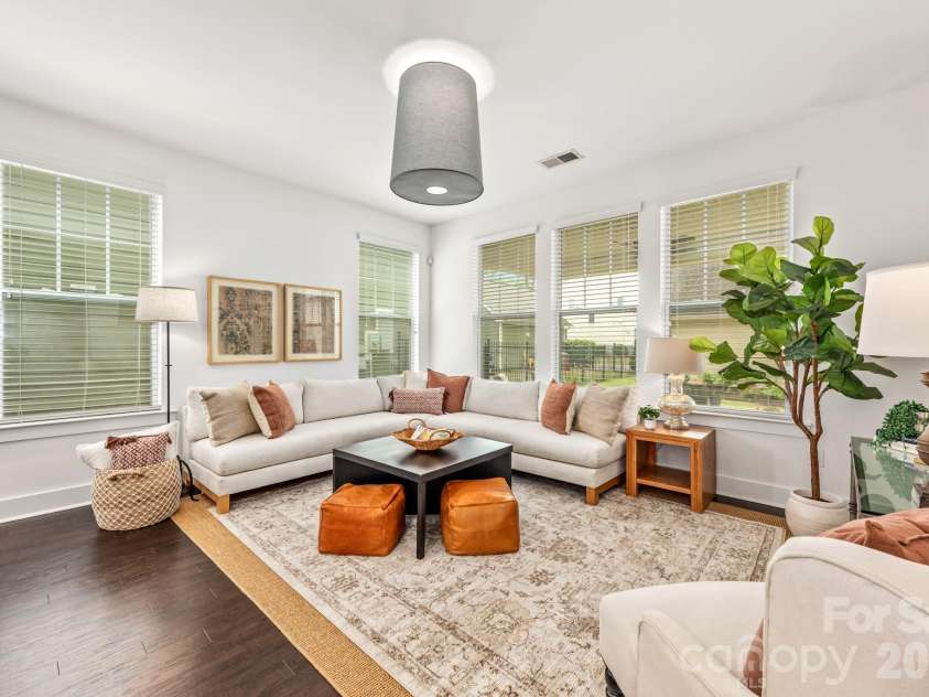 2318 Woodward Avenue, Charlotte, NC 28206.  MLS# CAR4371509, YatesRealty ID 21857. 