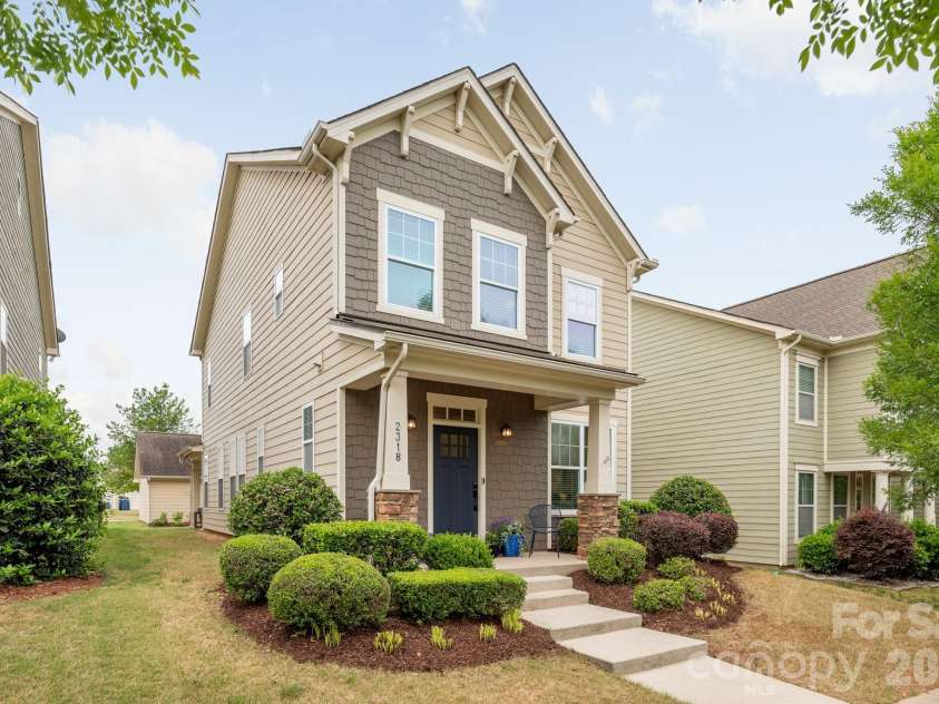 2318 Woodward Avenue, Charlotte, NC 28206.  MLS# CAR4371509, YatesRealty ID 21857. 