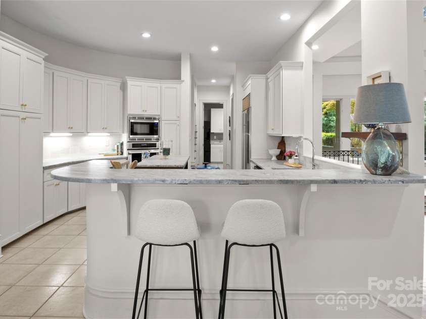 8813 Covey Rise Court, Charlotte, NC 28226.  MLS# CAR4264626, YatesRealty ID 21857. 