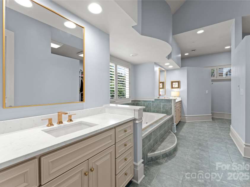 8813 Covey Rise Court, Charlotte, NC 28226.  MLS# CAR4264626, YatesRealty ID 21857. 