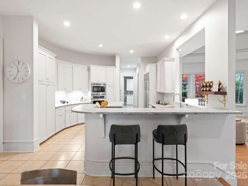 8813 Covey Rise Court, Charlotte, NC 28226.  MLS# CAR4264626, YatesRealty ID 21857. 