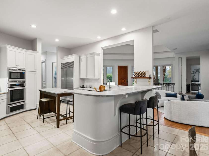 8813 Covey Rise Court, Charlotte, NC 28226.  MLS# CAR4264626, YatesRealty ID 21857. 