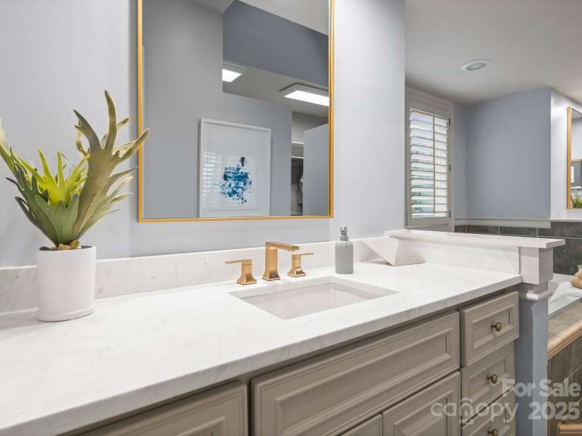 8813 Covey Rise Court, Charlotte, NC 28226.  MLS# CAR4264626, YatesRealty ID 21857. 