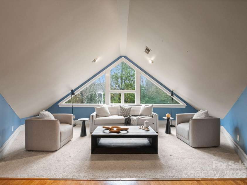 8813 Covey Rise Court, Charlotte, NC 28226.  MLS# CAR4264626, YatesRealty ID 21857. 