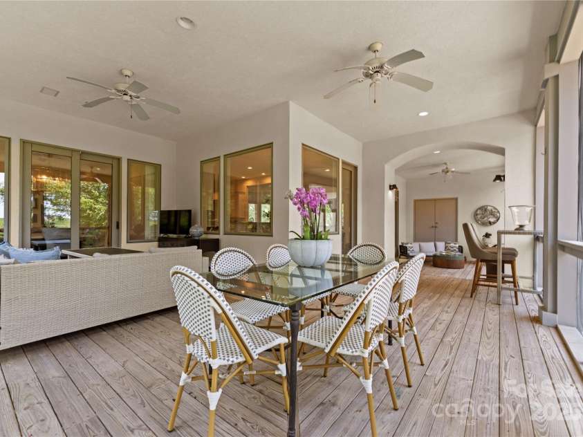 8813 Covey Rise Court, Charlotte, NC 28226.  MLS# CAR4264626, YatesRealty ID 21857. 