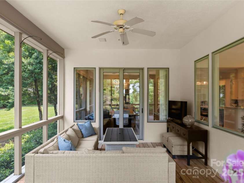 8813 Covey Rise Court, Charlotte, NC 28226.  MLS# CAR4264626, YatesRealty ID 21857. 