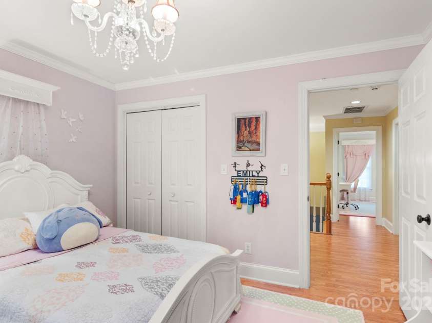 3419 Wylie Meadow Lane, Charlotte, NC 28269.  MLS# CAR4223040, YatesRealty ID 2186. 