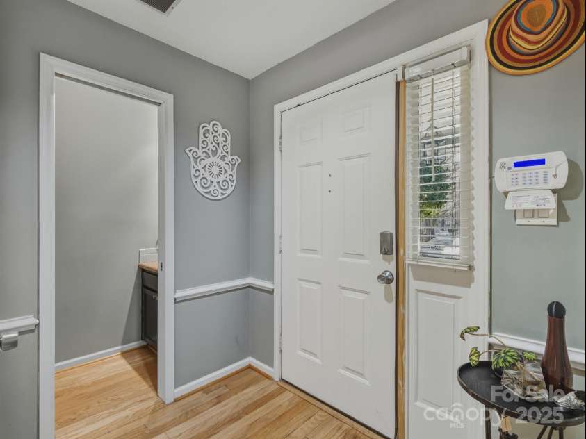 5215 Amity Springs Drive, Charlotte, NC 28212.  MLS# CAR4325111, YatesRealty ID 2186. 