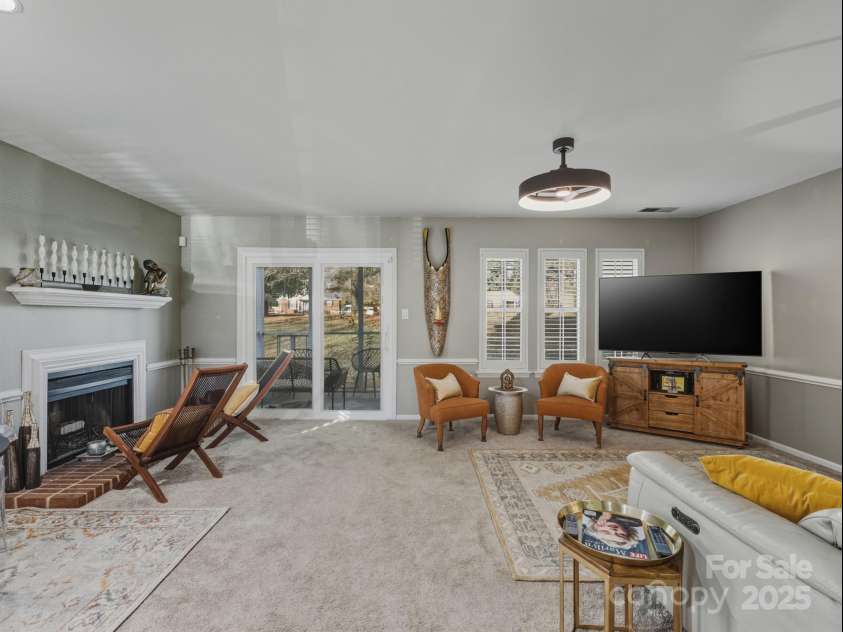 5215 Amity Springs Drive, Charlotte, NC 28212.  MLS# CAR4325111, YatesRealty ID 2186. 