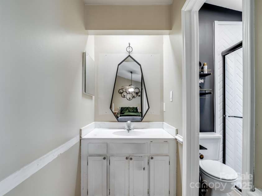 5215 Amity Springs Drive, Charlotte, NC 28212.  MLS# CAR4325111, YatesRealty ID 2186. 