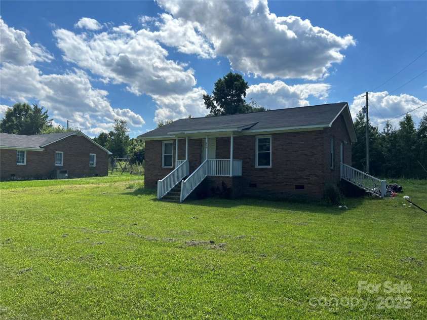 835 Sikes Mill Road, Monroe, NC 28110.  MLS# CAR4310745, YatesRealty ID 2186. 