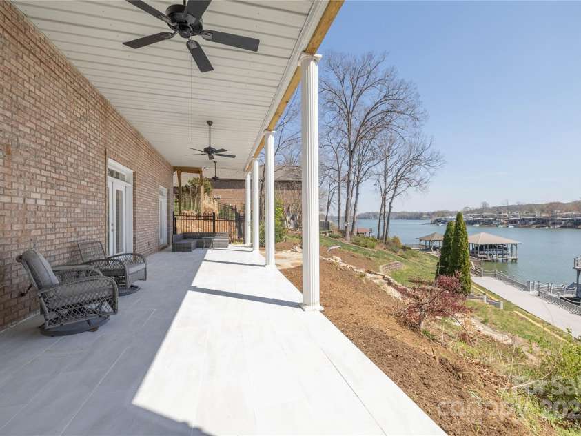 4164 54th Avenue, Hickory, NC 28601.  MLS# CAR4224752, YatesRealty ID 21860. 