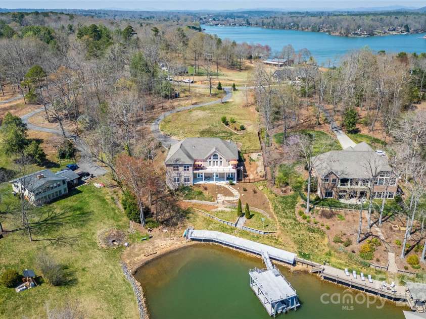 4164 54th Avenue, Hickory, NC 28601.  MLS# CAR4224752, YatesRealty ID 21860. 