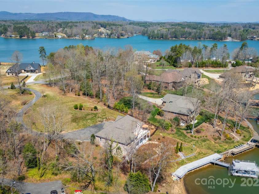 4164 54th Avenue, Hickory, NC 28601.  MLS# CAR4224752, YatesRealty ID 21860. 