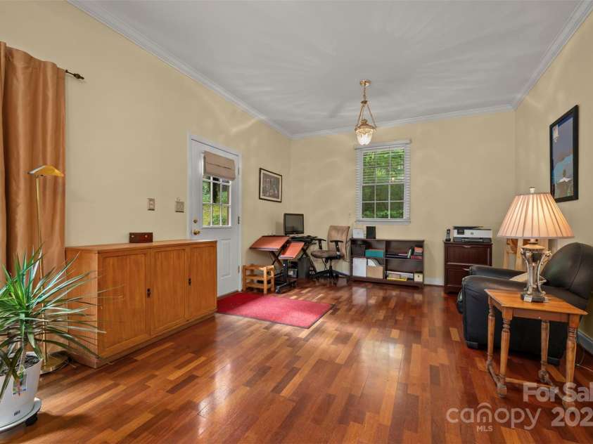 167 Lanier Drive, Landrum, SC 29356.  MLS# CAR4250453, YatesRealty ID 21861. 