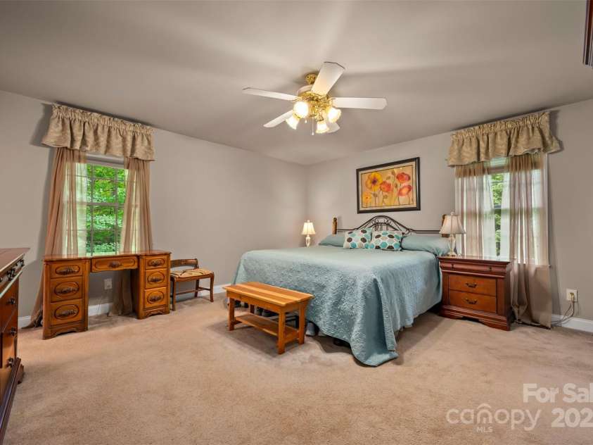 167 Lanier Drive, Landrum, SC 29356.  MLS# CAR4250453, YatesRealty ID 21861. 