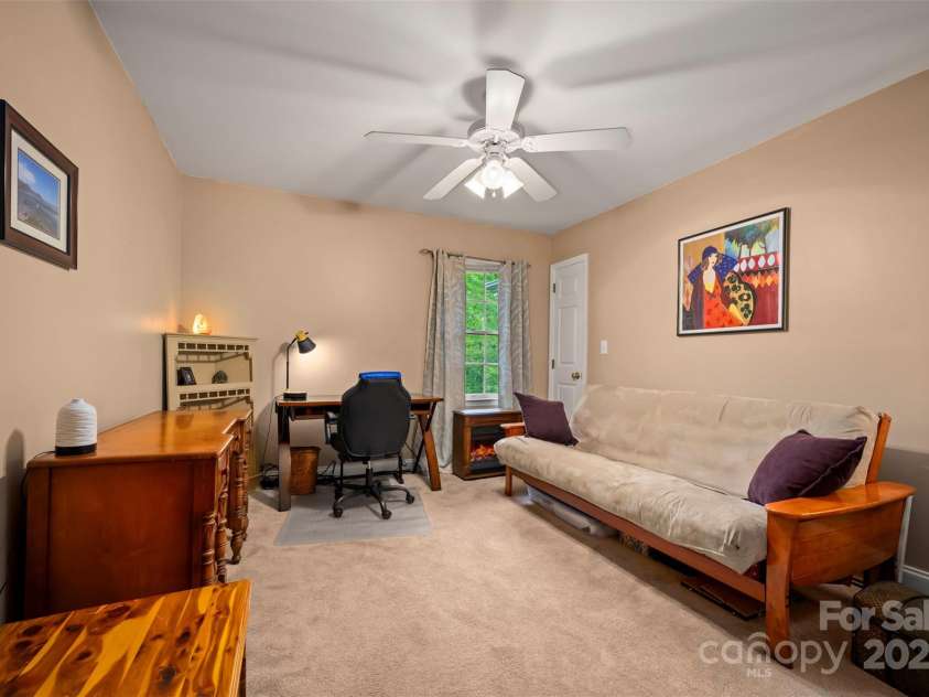 167 Lanier Drive, Landrum, SC 29356.  MLS# CAR4250453, YatesRealty ID 21861. 