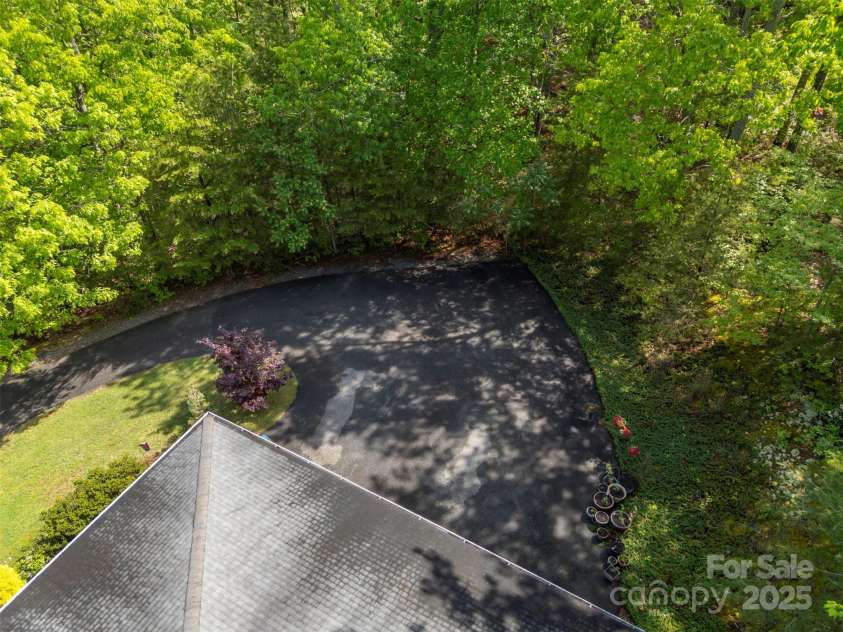 167 Lanier Drive, Landrum, SC 29356.  MLS# CAR4250453, YatesRealty ID 21861. 