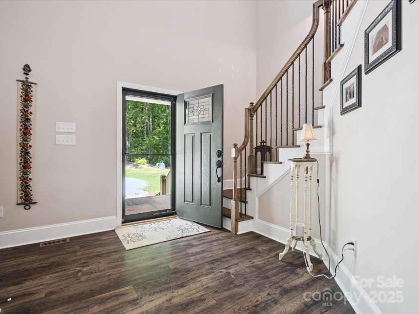 820 King Road, Clover, SC 29710.  MLS# CAR4272972, YatesRealty ID 21862. 