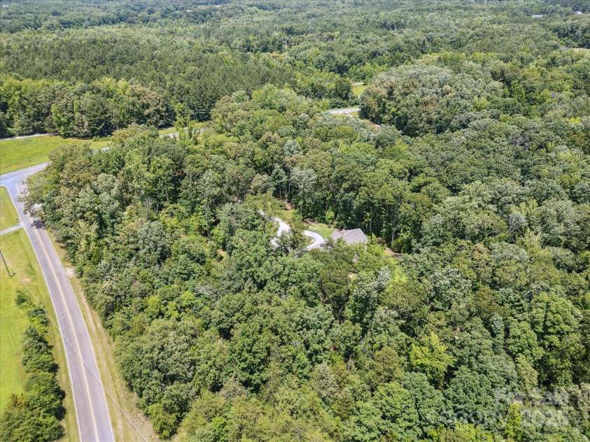 820 King Road, Clover, SC 29710.  MLS# CAR4272972, YatesRealty ID 21862. 