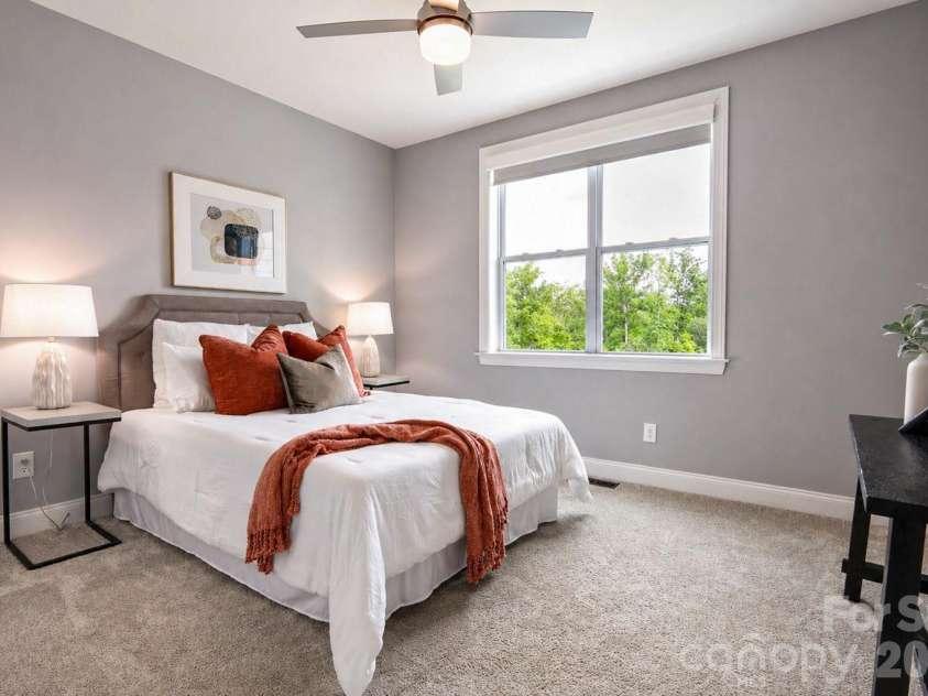 966 Chippenham Avenue, Lancaster, SC 29720.  MLS# CAR4358291, YatesRealty ID 21862. First floor bedroom suite
