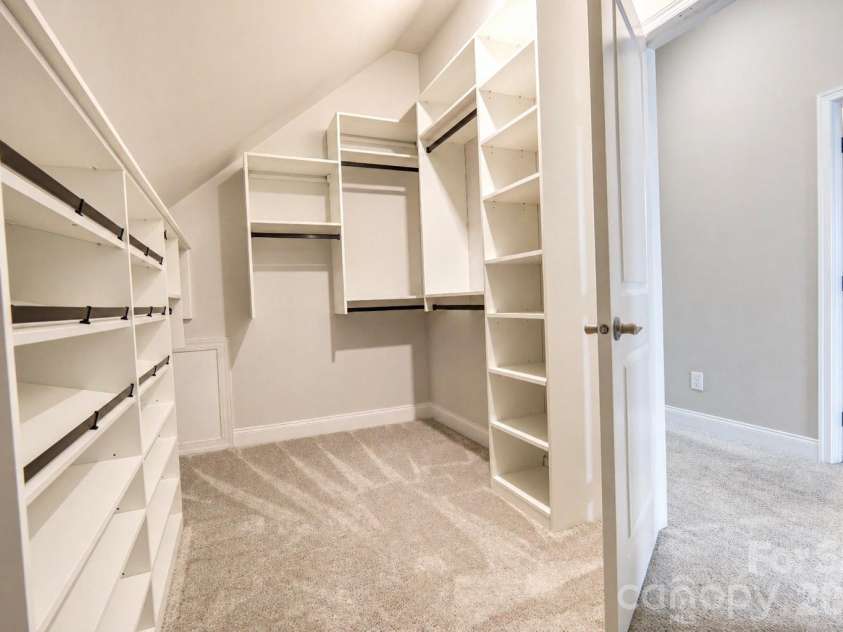 966 Chippenham Avenue, Lancaster, SC 29720.  MLS# CAR4358291, YatesRealty ID 21862. Primary Custom Closet 1