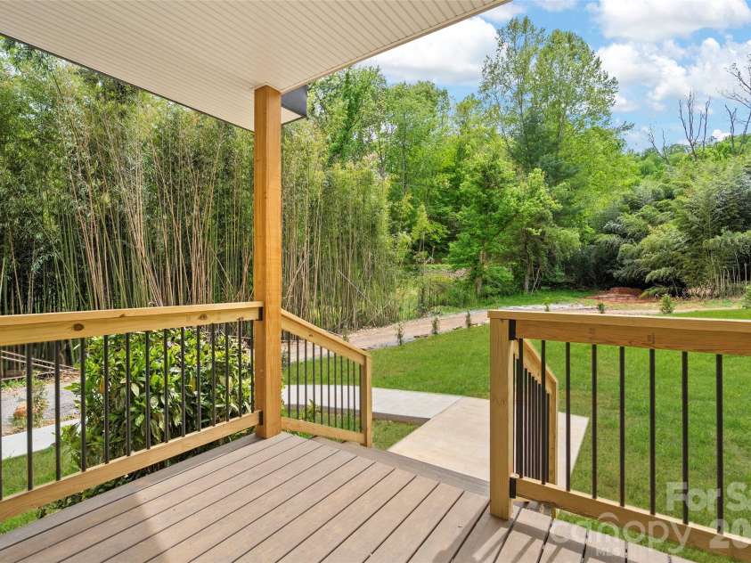 22 Ilyas Way, Waynesville, NC 28786.  MLS# CAR4377592, YatesRealty ID 21863. 