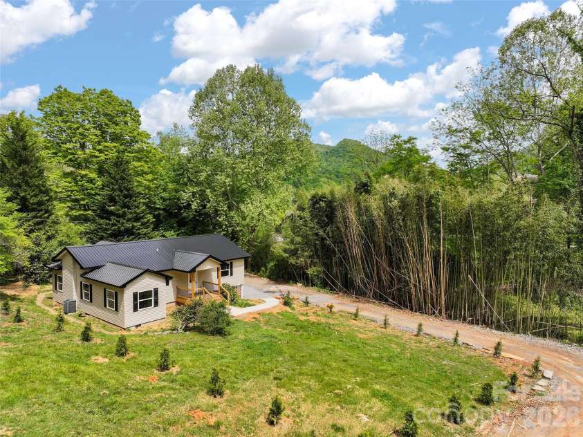22 Ilyas Way, Waynesville, NC 28786.  MLS# CAR4377592, YatesRealty ID 21863. 