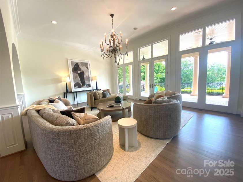 8721 Lake Challis Lane, Charlotte, NC 28226.  MLS# CAR4264096, YatesRealty ID 21863. 
